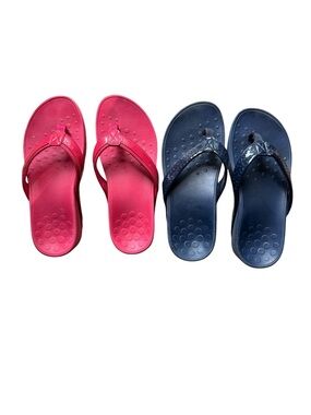 Two Pair of Vionic Tide II Orthotic Flip Flops in Pink and Navy